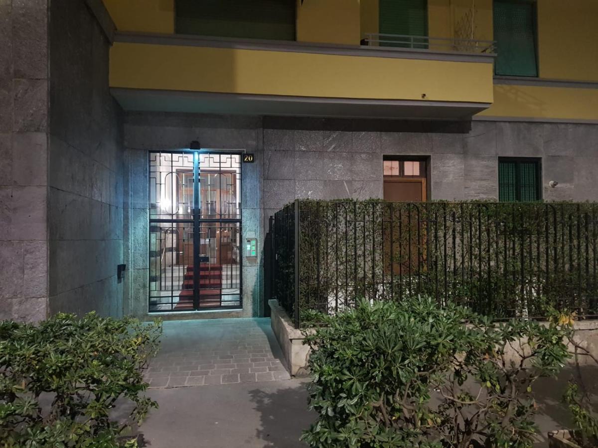Smart Apartment Central Station Milan Luaran gambar